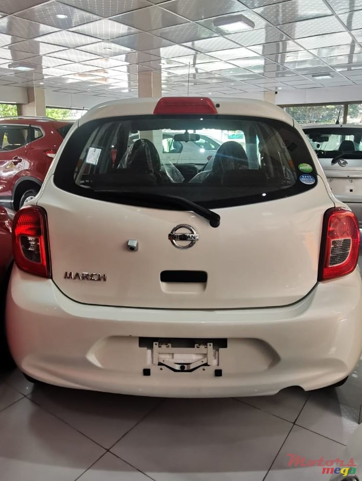 2019' Nissan March photo #6