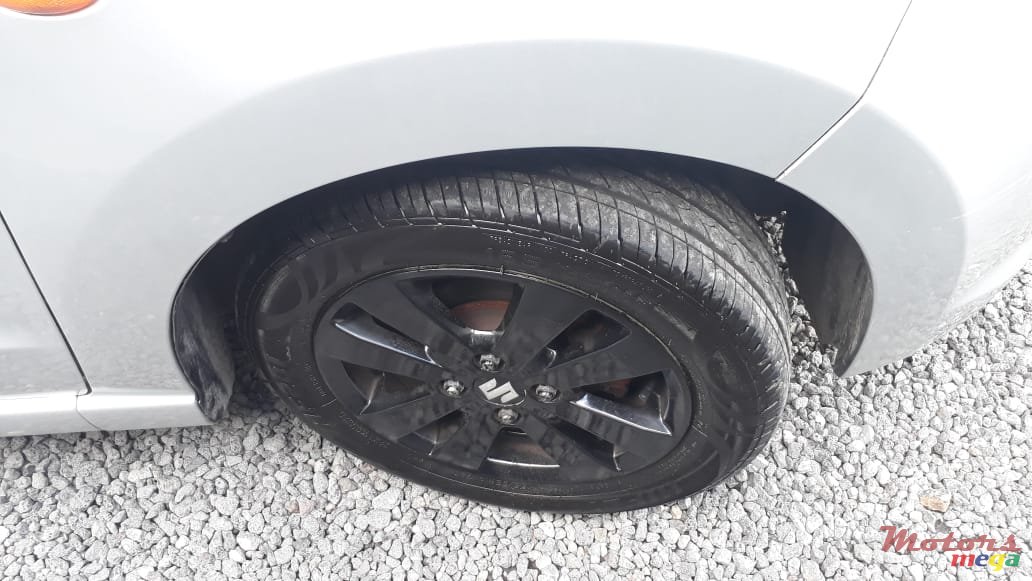 2012' Suzuki Celerio photo #4