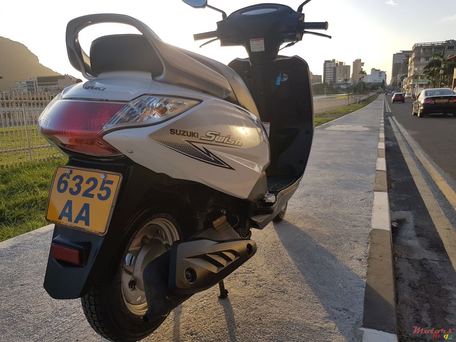 2015' Suzuki photo #2