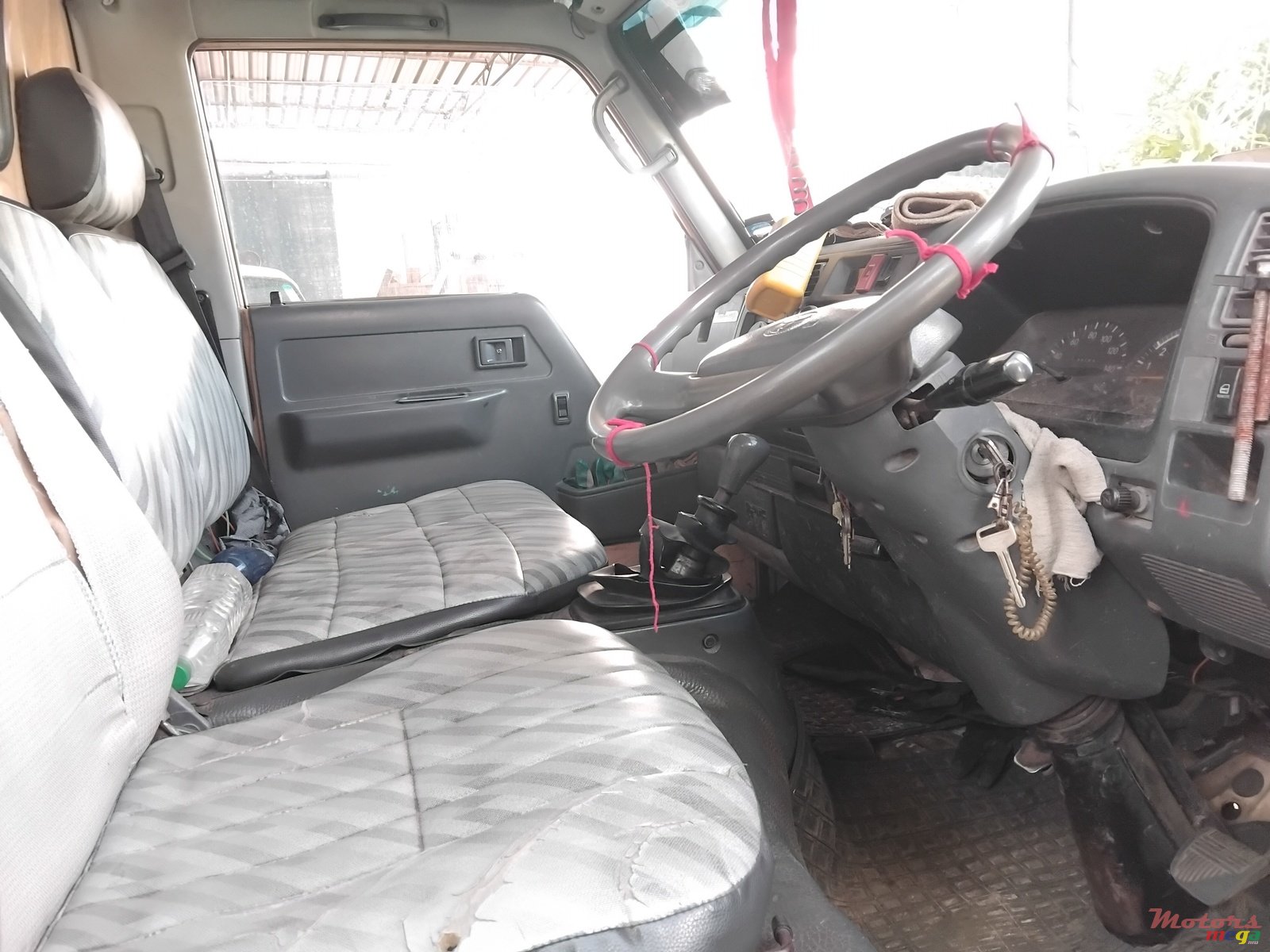 1994' Daihatsu Delta photo #1