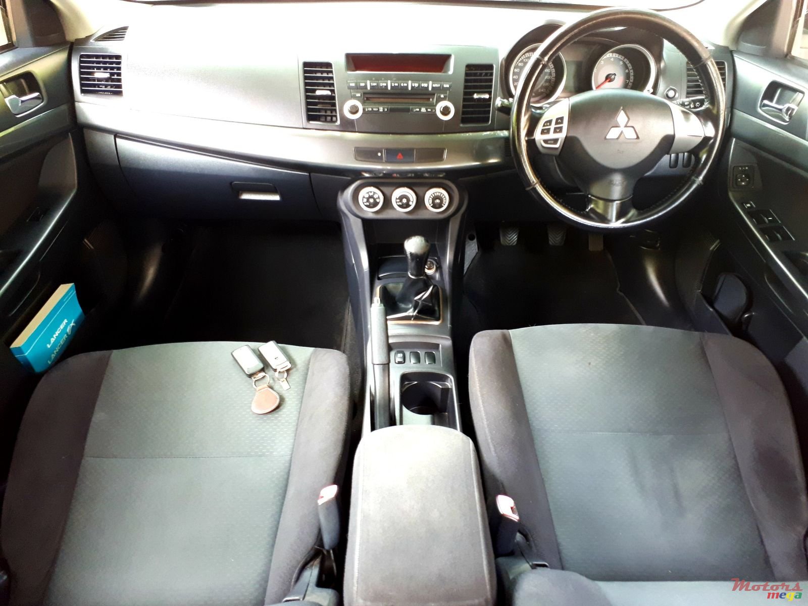 2008' Mitsubishi Lancer X photo #3