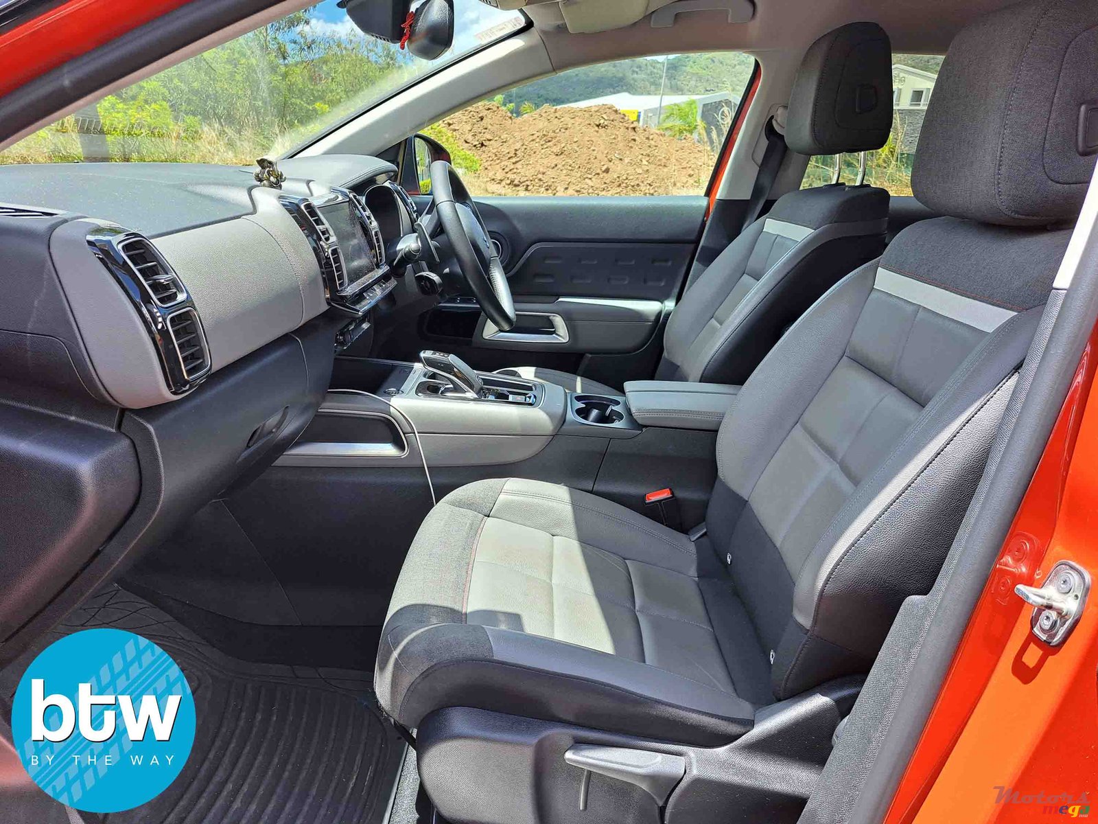 2020' Citroen C5 photo #5