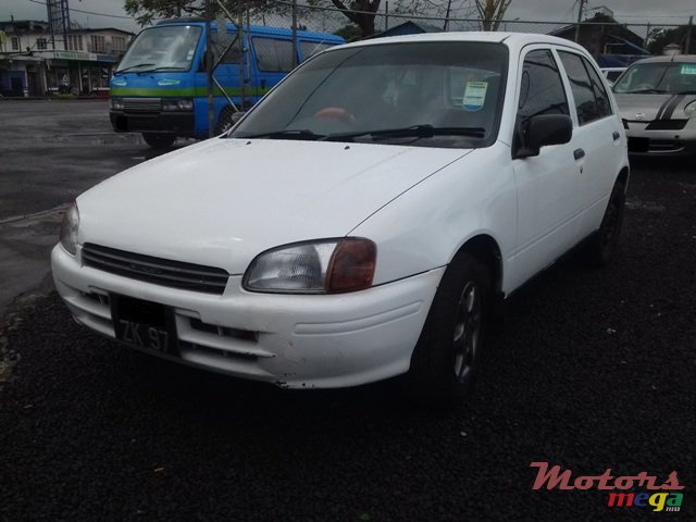 1997' Toyota Starlet photo #5