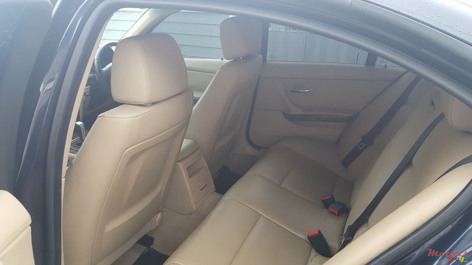 2006' BMW 320I photo #6