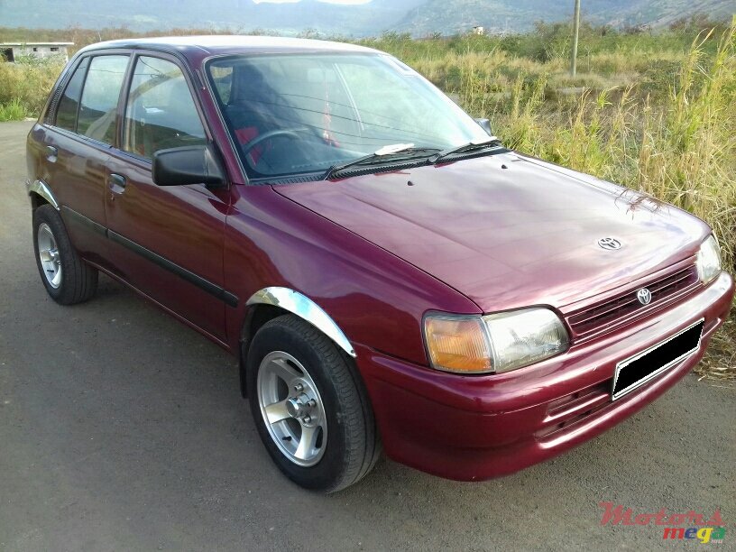 1992' Toyota Starlet photo #1