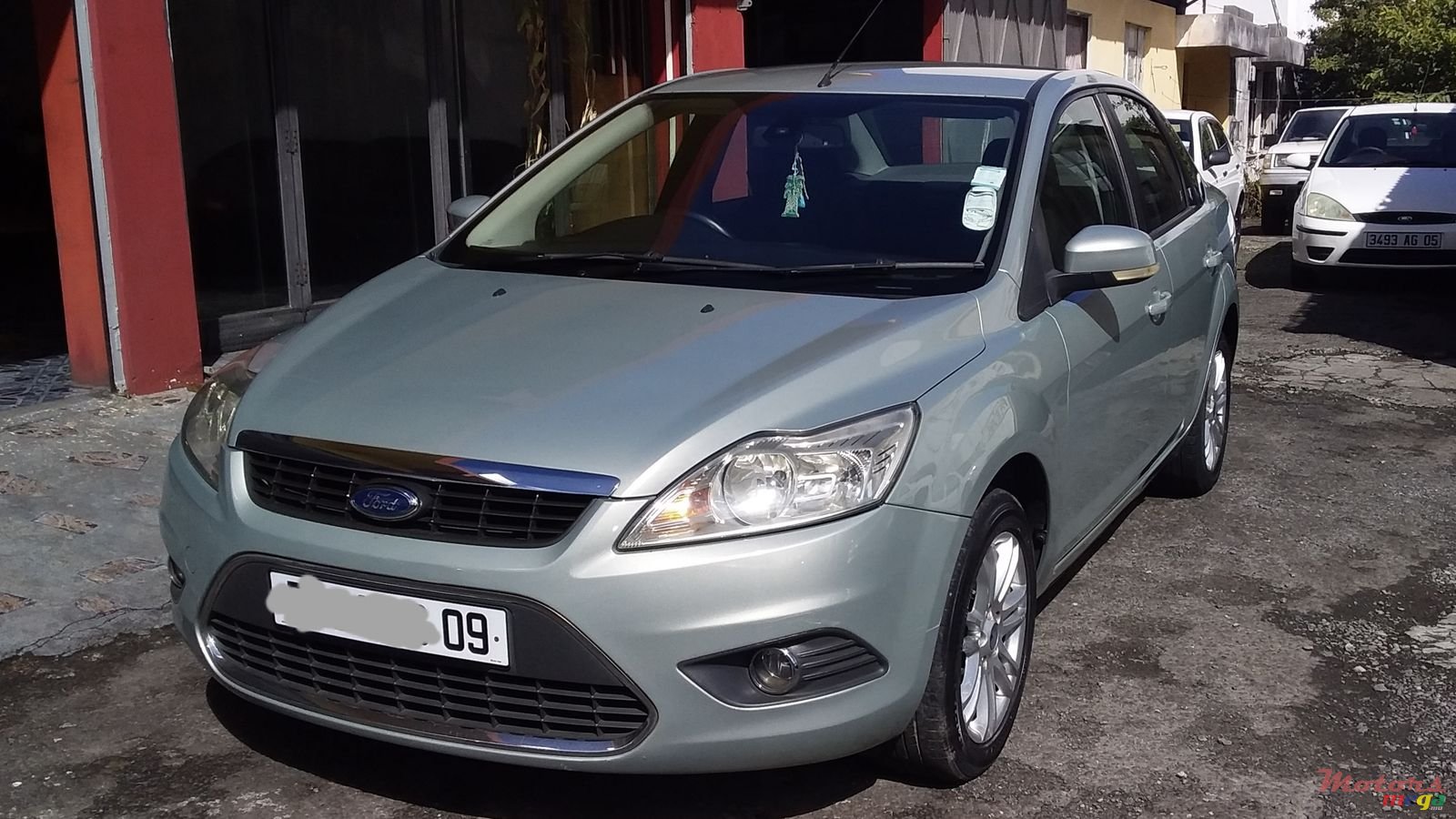 2009' Ford Focus photo #2