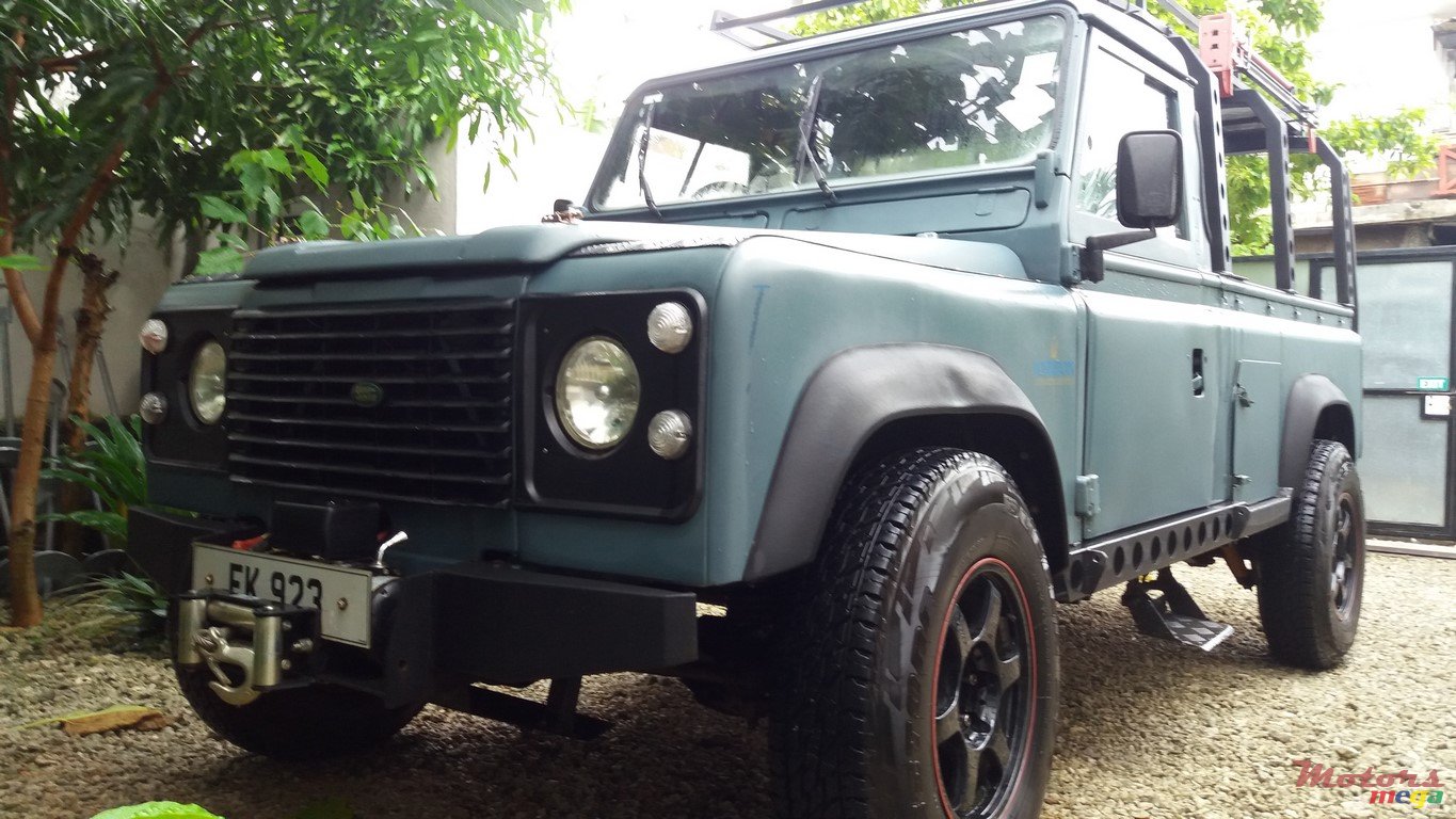1992' Land Rover Defender 110 Moteur Nissan QD32 turbo photo #2