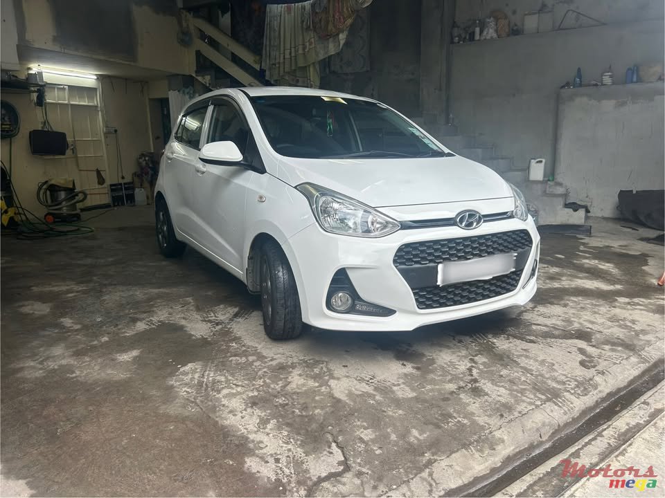 2019' Hyundai i10 photo #2