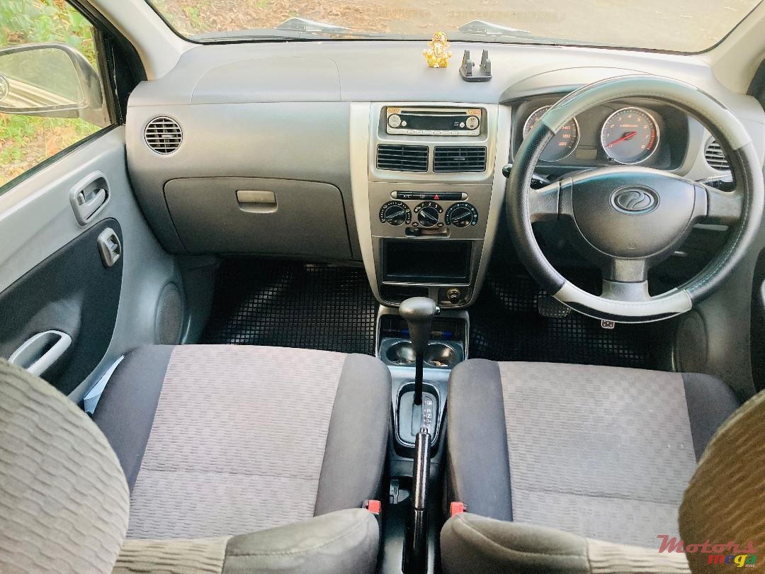 2012' Perodua Viva Elite photo #5