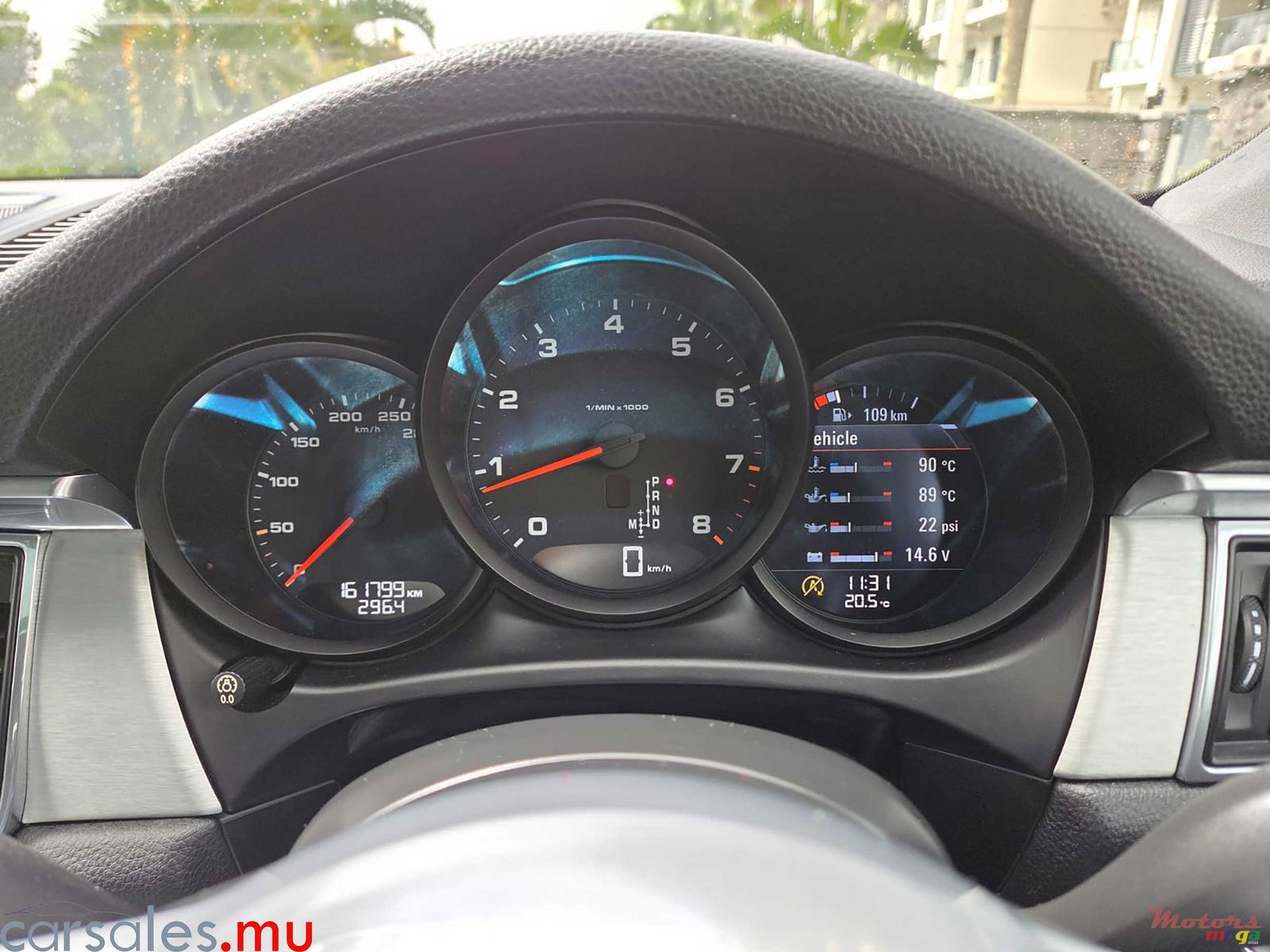 2018' Porsche Macan 2.0 photo #7