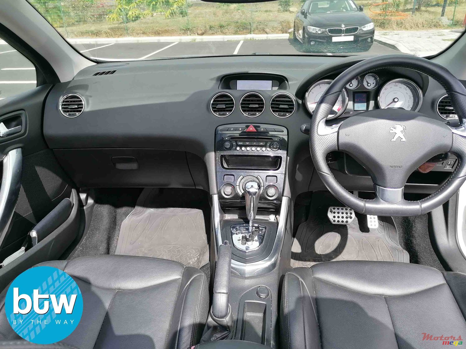 2014' Peugeot 308 cc photo #6