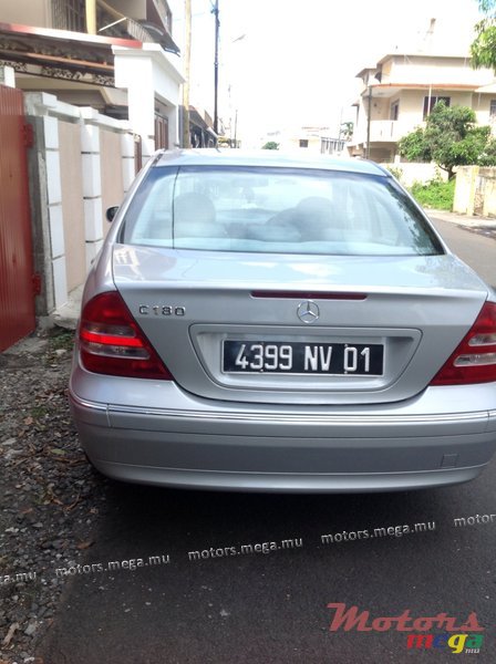 2001' Mercedes-Benz photo #5