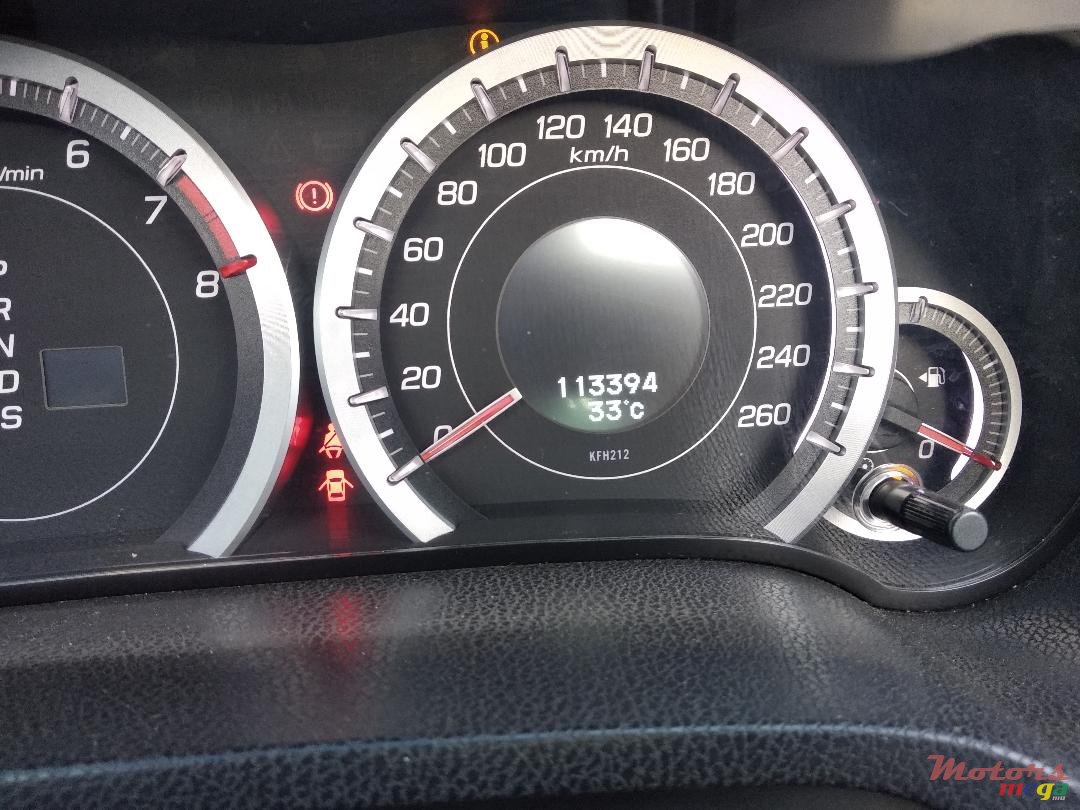 2009' Honda Accord photo #2