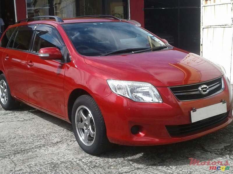 2010' Toyota Fielder photo #1