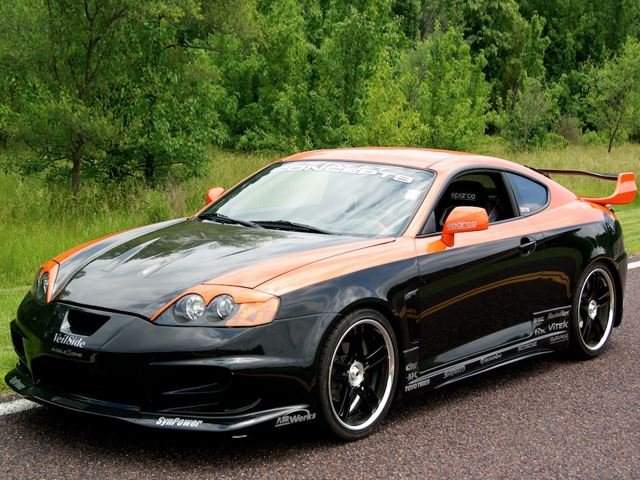 This Tricked-Out Hyundai Tiburon Is Not a Prop From "Fast and Furious"