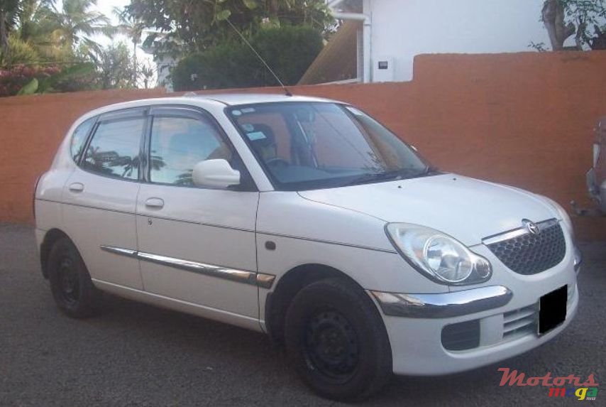 2003' Toyota photo #1