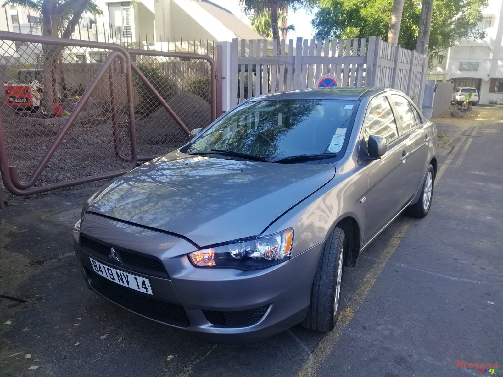 2015' Mitsubishi Lancer Evolution photo #3
