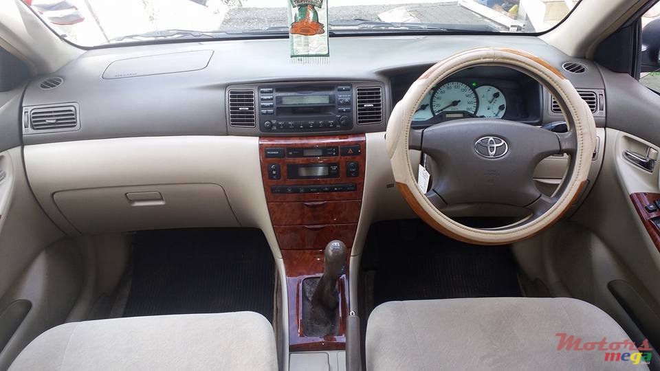 2002' Toyota Corolla NZE photo #3