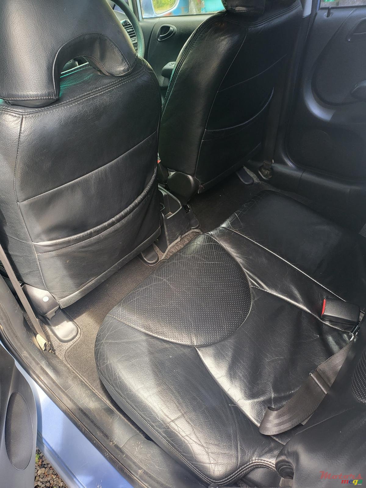 2004' Honda Jazz photo #2