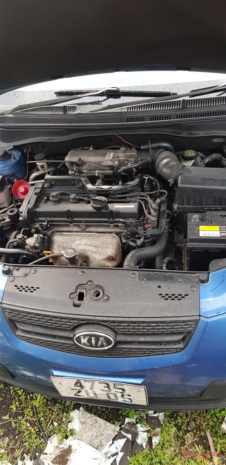 2005' Kia Rio photo #2