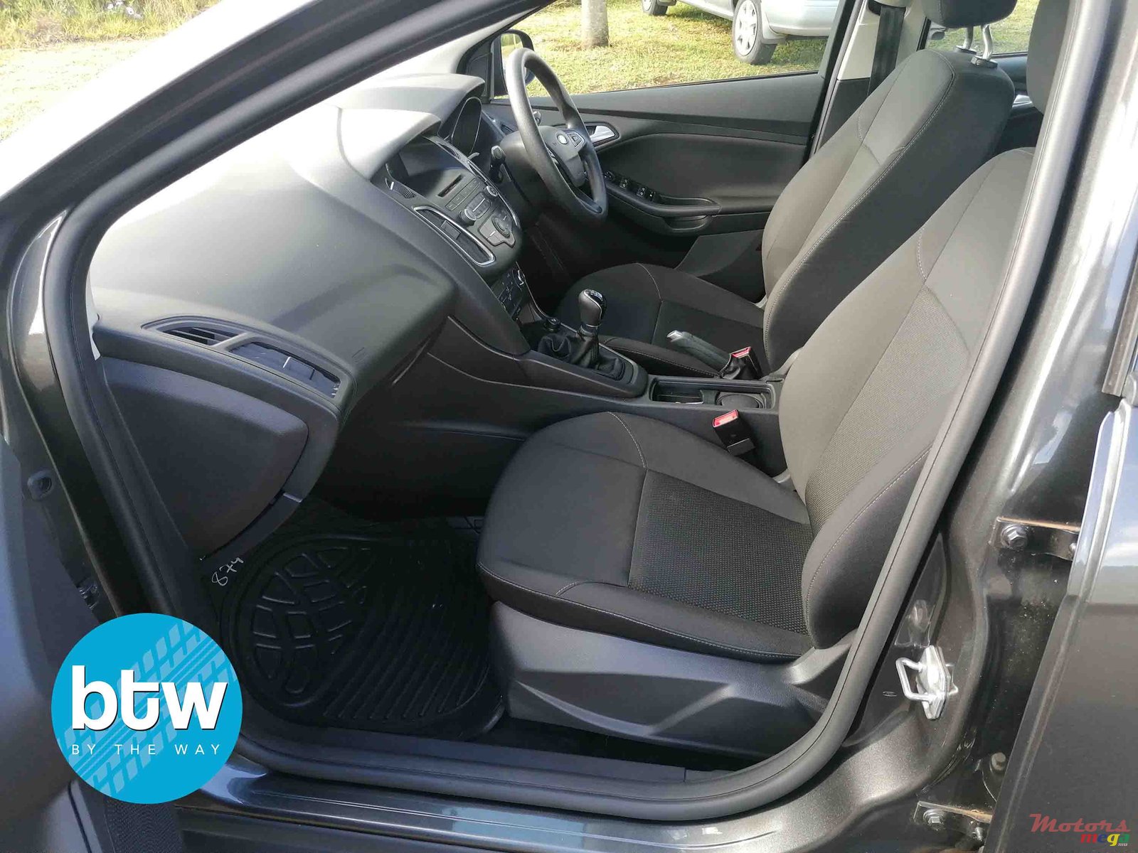 2018' Ford Focus photo #4