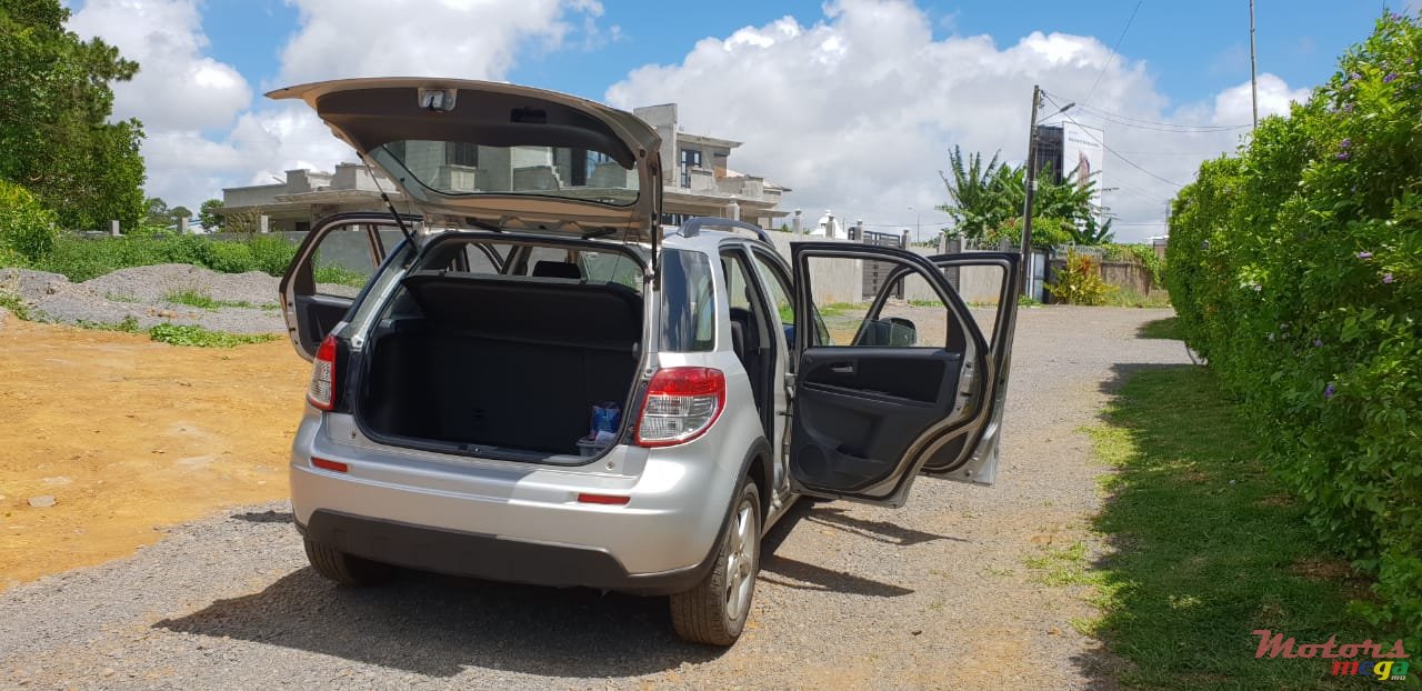 2008' Suzuki SX4 photo #6