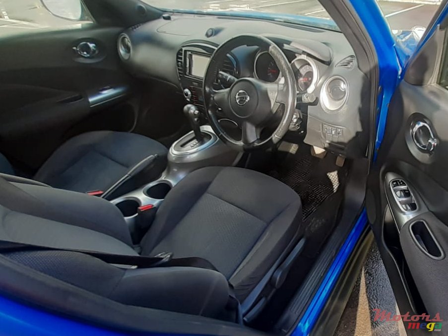 2012' Nissan Juke automatic photo #4