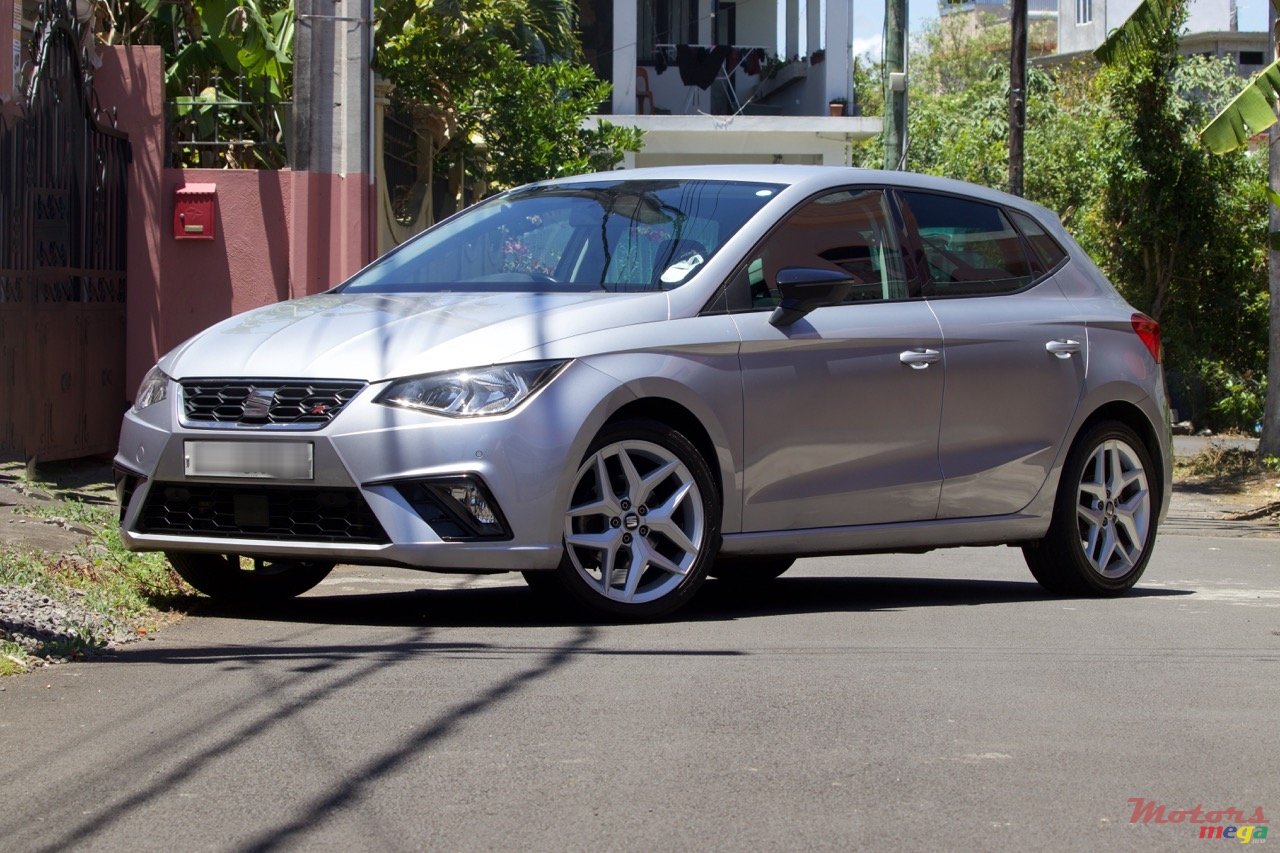 2019' SEAT Ibiza photo #1