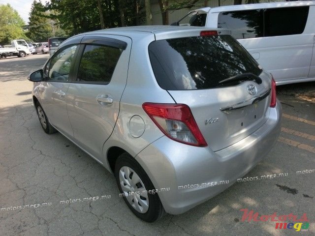 2010' Toyota Yaris photo #2