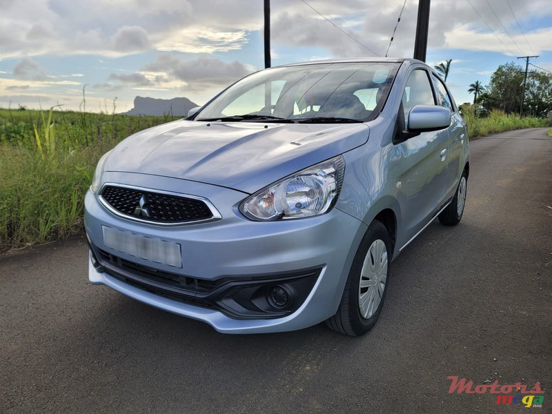 2021' Mitsubishi Mirage photo #2