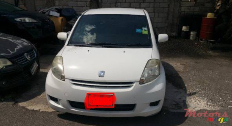 2009' Toyota Paseo photo #1