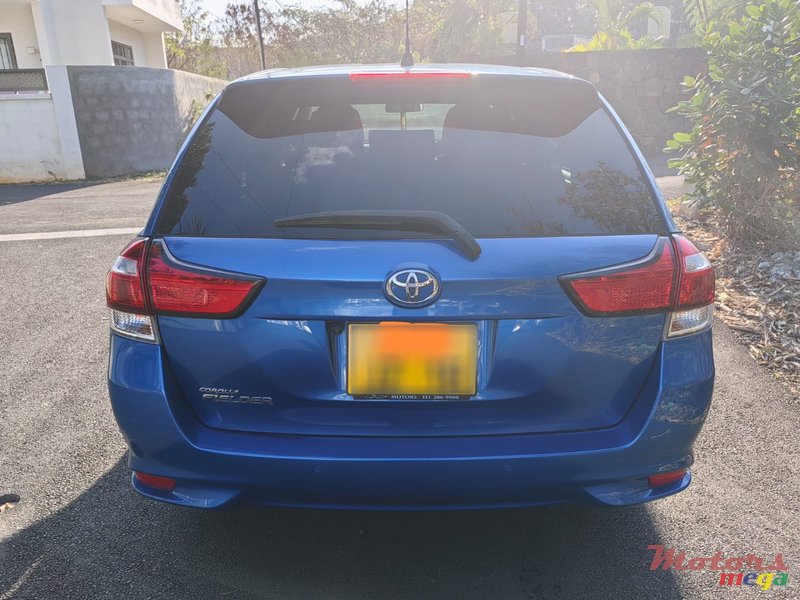 2018' Toyota Fielder photo #3