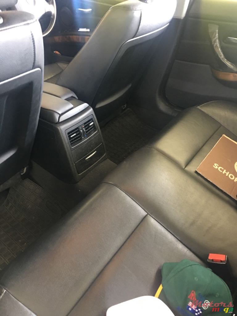 2008' BMW 316 photo #2