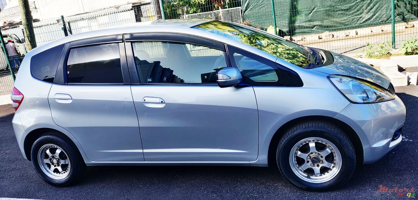 2010' Honda Fit photo #1