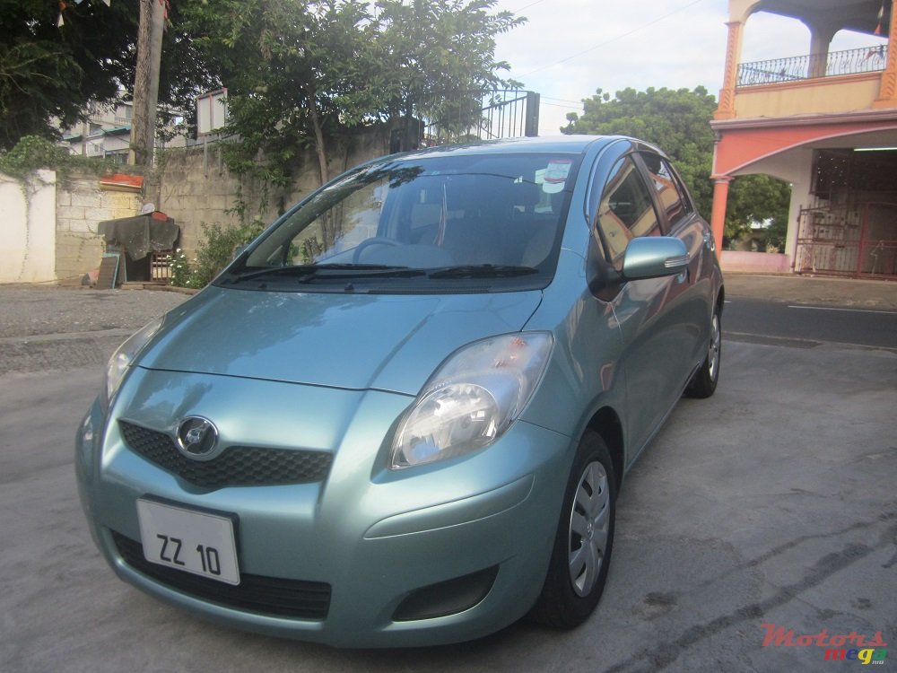 2010' Toyota Vitz photo #1