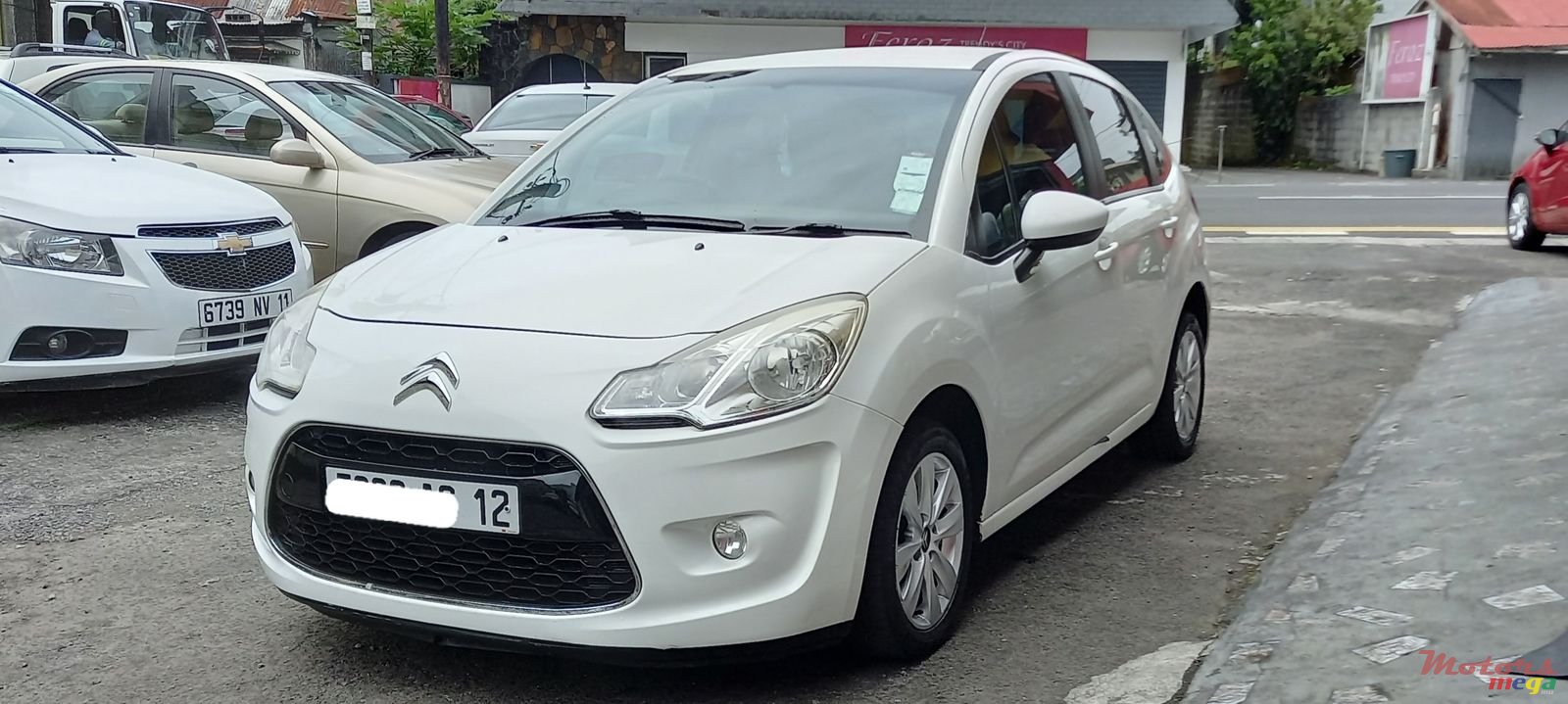 2012' Citroen C3 photo #2
