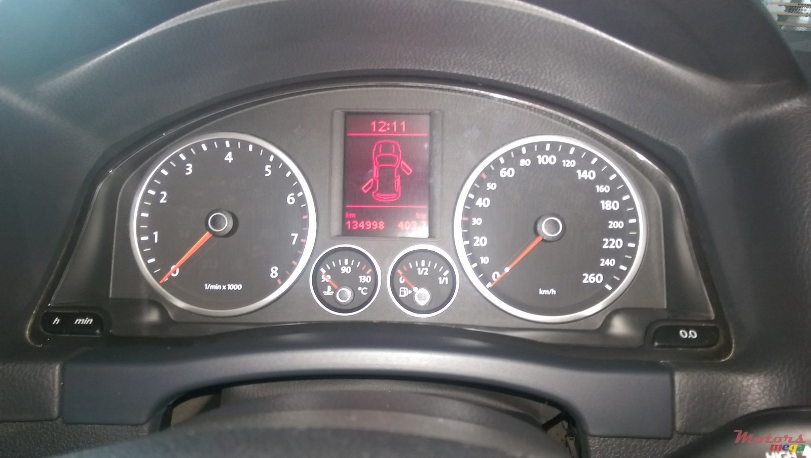 2009' Volkswagen Tiguan TSI photo #4