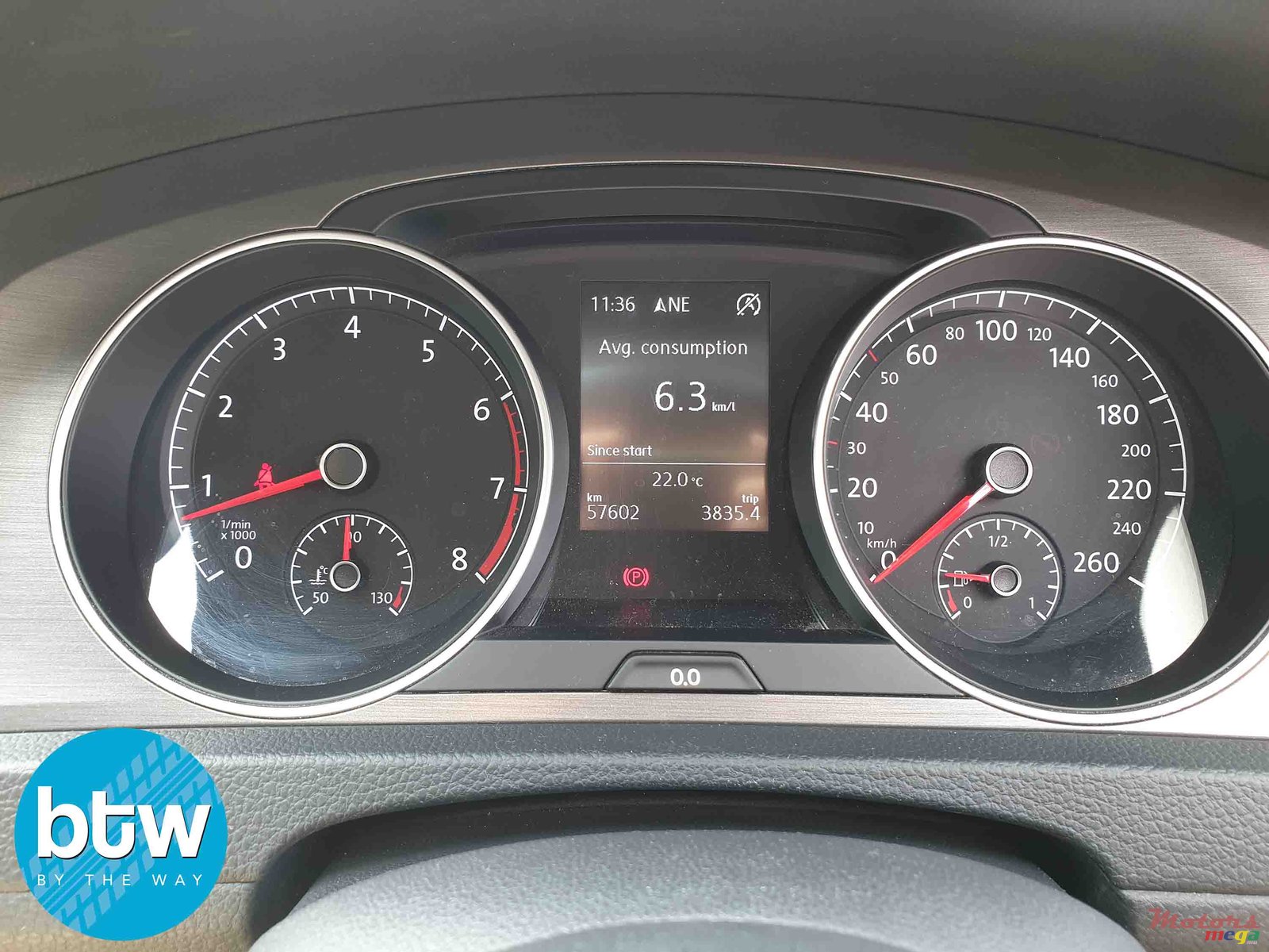 2014' Volkswagen Golf 7 Tsi Bluemotion photo #7