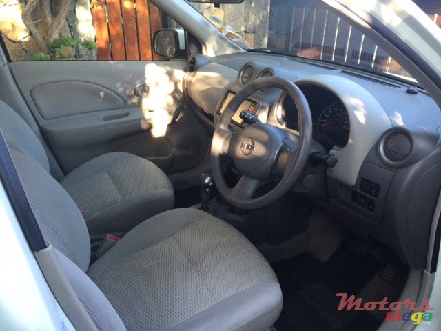 2013' Nissan March photo #1