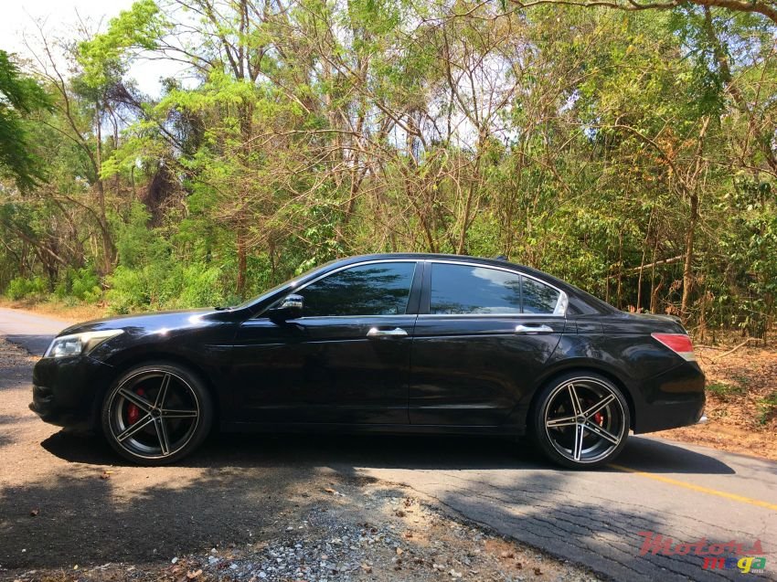 2013' Honda Accord photo #1