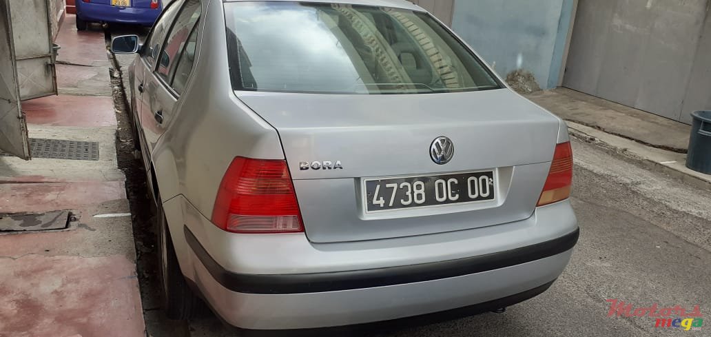 2000' Volkswagen Bora photo #2