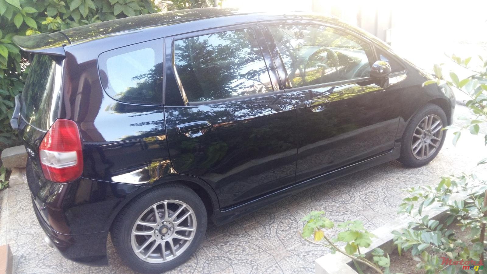 2003' Honda Fit photo #3