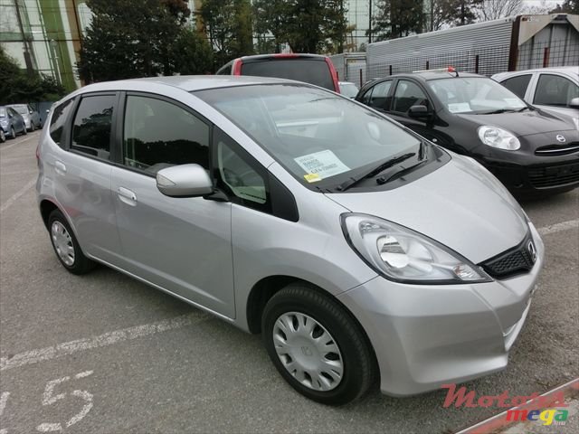 2013' Honda Fit photo #1