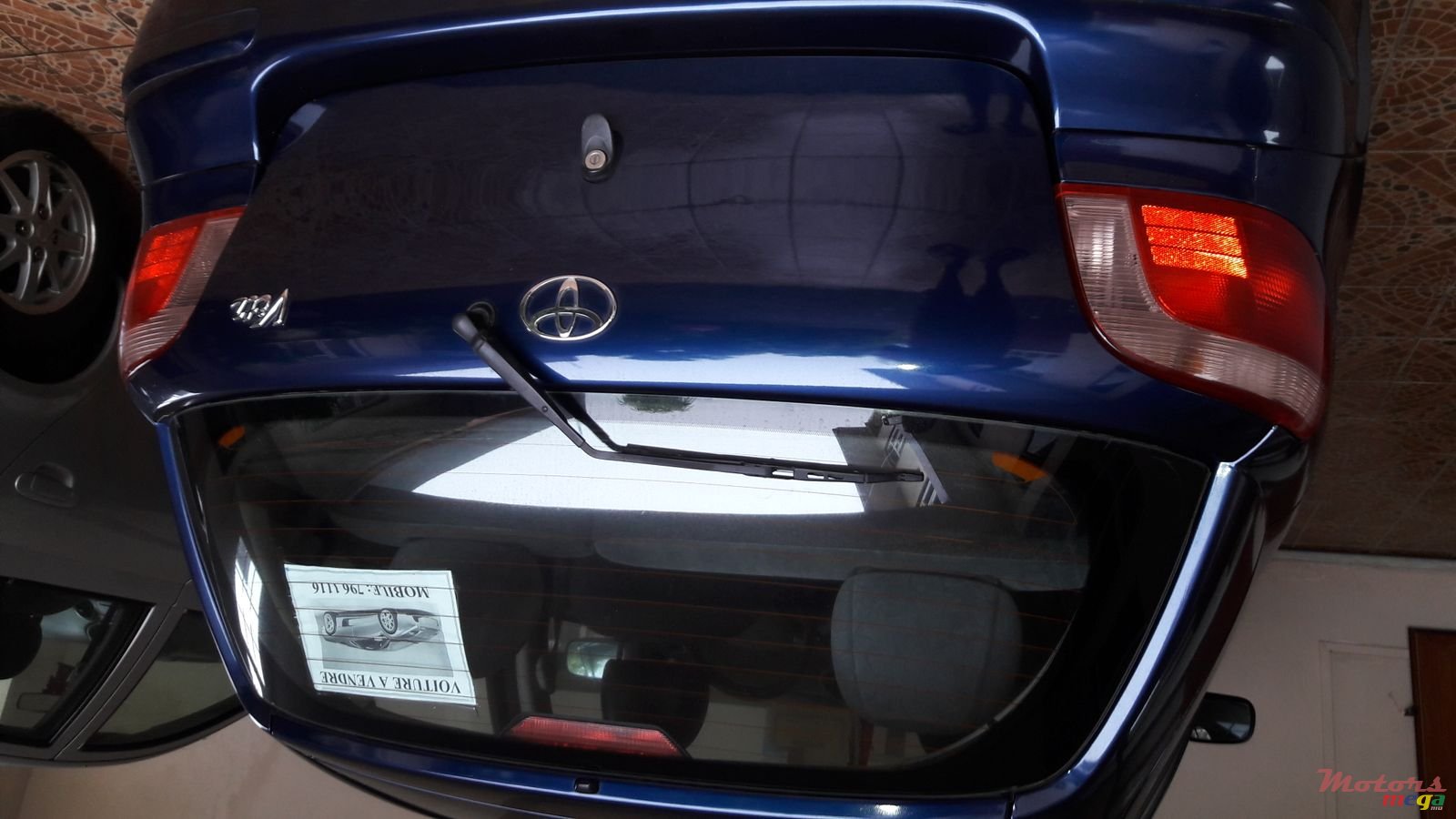 2000' Toyota Vitz photo #3