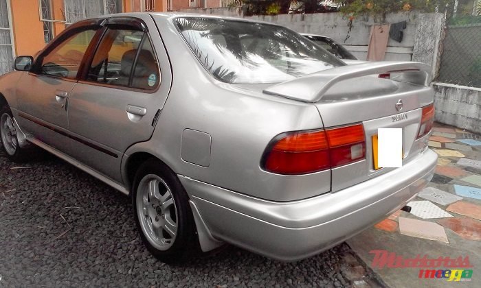 1997' Nissan Sunny photo #1
