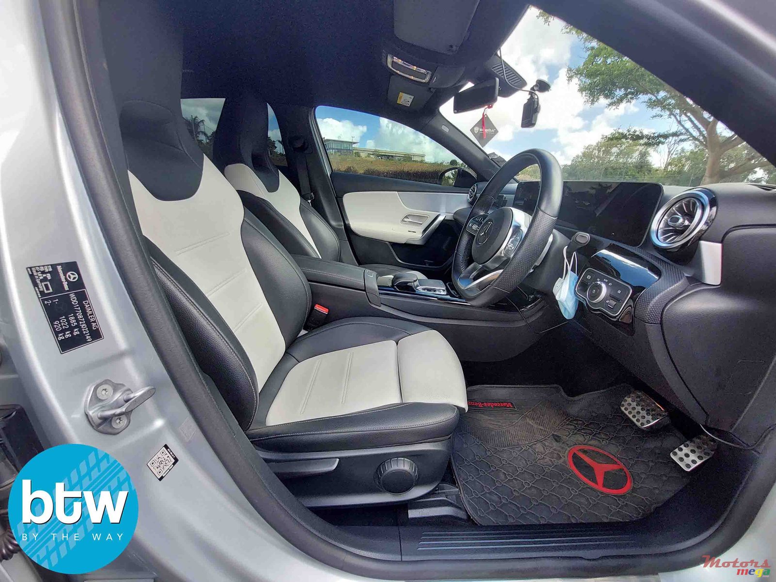 2019' Mercedes-Benz A 200 photo #5