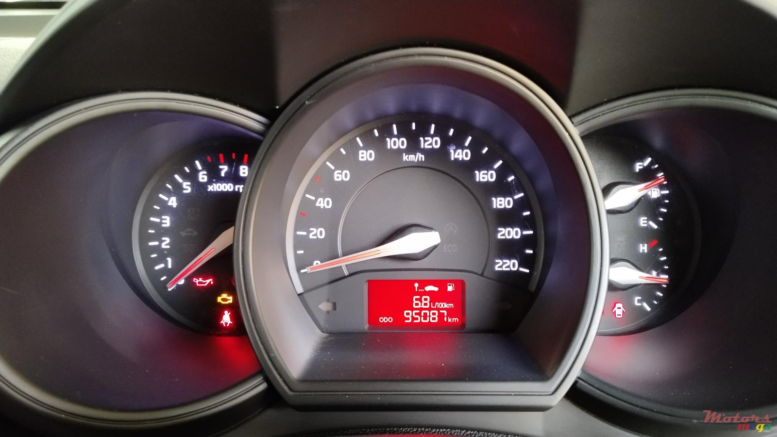 2016' Kia Rio photo #7