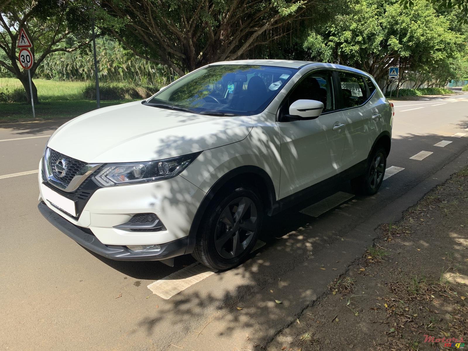 2018' Nissan Qashqai Acenta photo #2