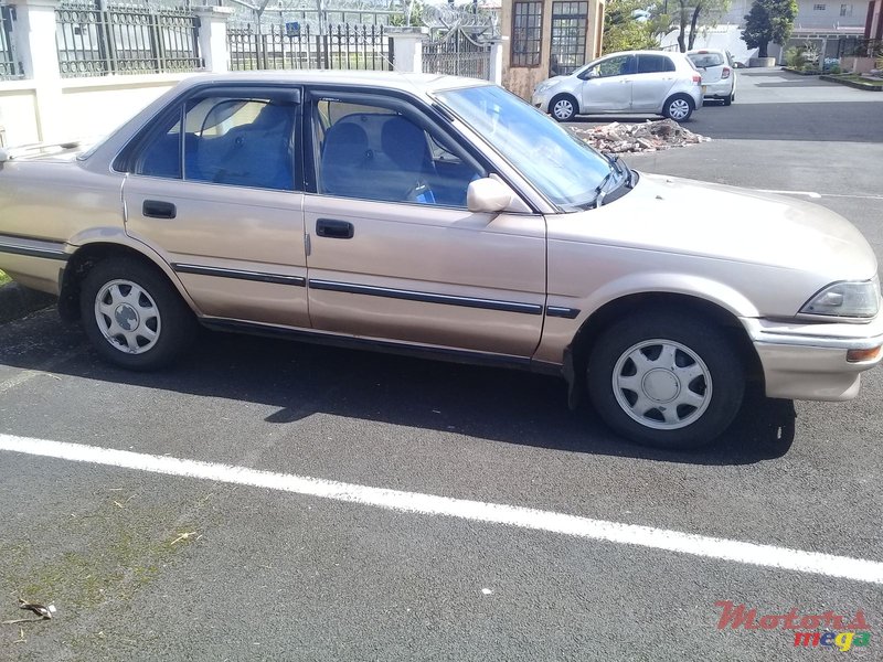 1988' Toyota Corolla photo #5