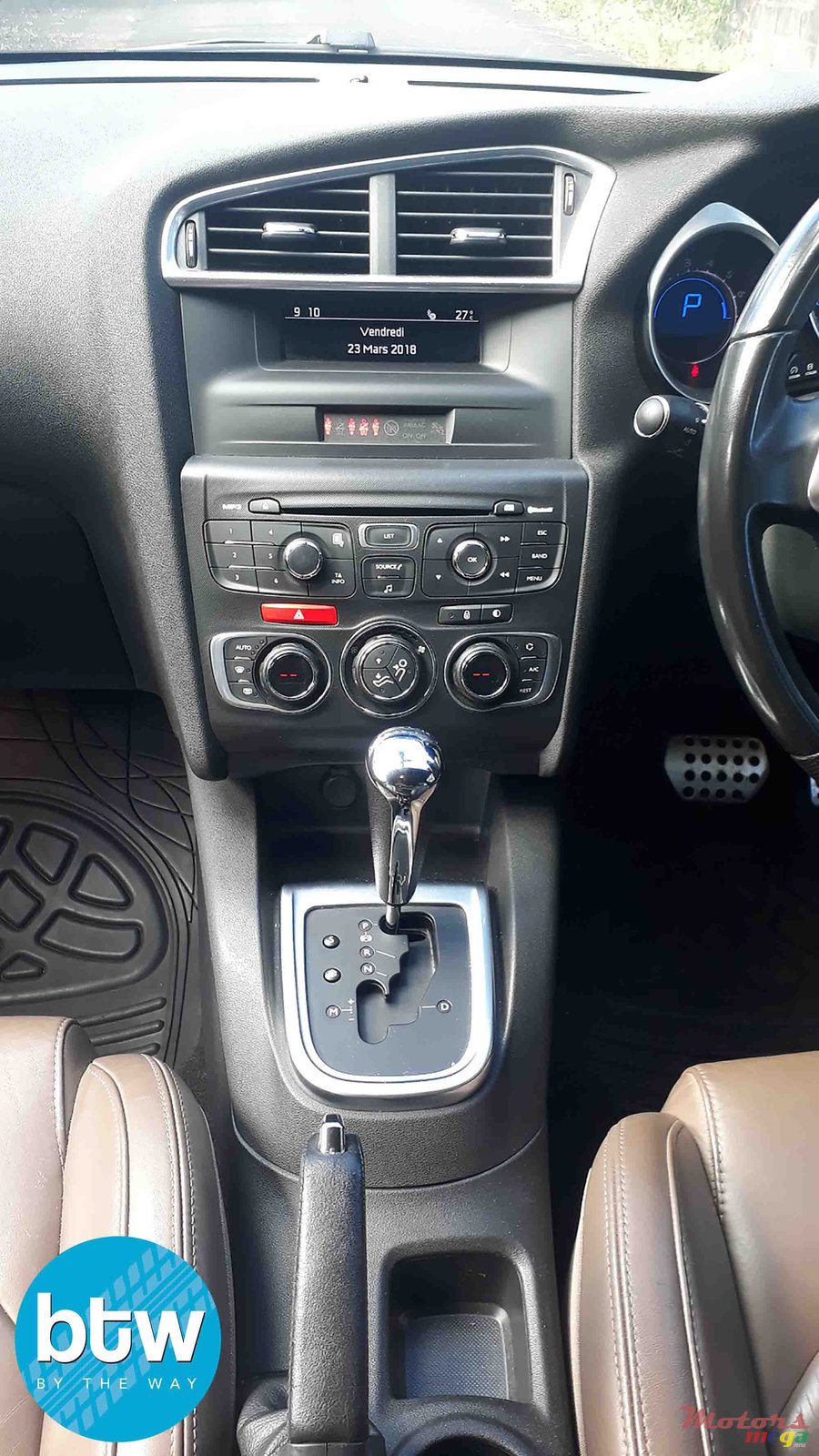 2012' Citroen DS 4 Automatic photo #6